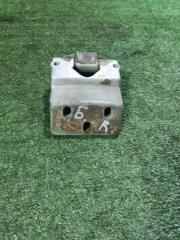 Запчасть петля двери Mercedes Benz