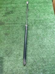 Амортизатор двери багажника Volkswagen Golf Б/У Амортизатор двери багажника Volkswagen Golf