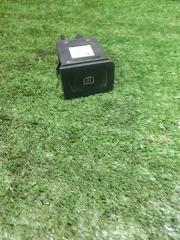 Кнопка обогрева заднего стекла Volkswagen Golf