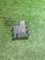 Запчасть моторчик заслонки отопителя Mazda 6