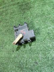 Запчасть моторчик заслонки отопителя Mazda 6