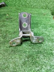 Фото запчасти петля двери задняя левая Geely Emgrand EC7 2014 Б/У запчасть Запчасть петля двери задняя левая Geely Emgrand EC7 2014