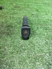 Фото запчасти кнопка аварийной сигнализации Geely Emgrand EC7 2014 Б/У запчасть Запчасть кнопка аварийной сигнализации Geely Emgrand EC7 2014