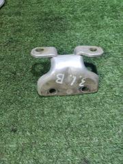 Фото запчасти петля двери задняя левая Hyundai Sonata Б/У запчасть Запчасть петля двери задняя левая Hyundai Sonata