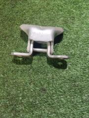 Петля двери задняя правая Sonata