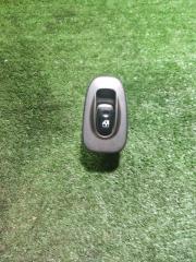 Фото запчасти кнопка стеклоподъемника Hyundai Accent Б/У запчасть Запчасть кнопка стеклоподъемника Hyundai Accent