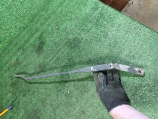 Запчасть поводок стеклоочистителя правый Lifan Breez