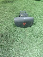 Фото запчасти кнопка аварийной сигнализации Nissan Primera Б/У запчасть Запчасть кнопка аварийной сигнализации Nissan Primera