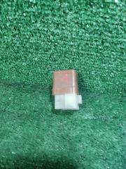 Фото запчасти реле Nissan Primera Б/У запчасть Запчасть реле Nissan Primera