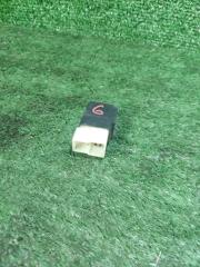 Фото запчасти реле Nissan Primera Б/У запчасть Запчасть реле Nissan Primera