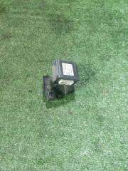 Фото запчасти блок управления камерой Nissan Primera Б/У запчасть Запчасть блок управления камерой Nissan Primera