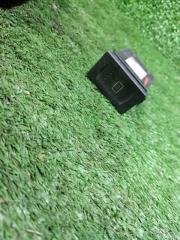 Запчасть кнопка обогрева заднего стекла Volkswagen Passat