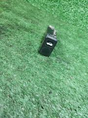 Запчасть кнопка открывания багажника Kia Sportage