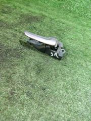 Фото запчасти ручка двери внутренняя задняя правая Haima M3 2014 Б/У запчасть Запчасть ручка двери внутренняя задняя правая Haima M3 2014