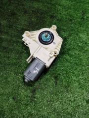 Фото запчасти моторчик стеклоподъемника задний левый Land Rover Discovery 2006 Б/У запчасть Запчасть моторчик стеклоподъемника задний левый Land Rover Discovery 2006