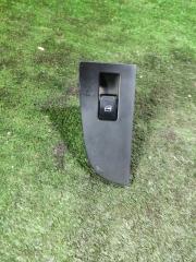 Фото запчасти кнопка стеклоподъемника задняя правая Chery M11 2010 Б/У запчасть Запчасть кнопка стеклоподъемника задняя правая Chery M11 2010