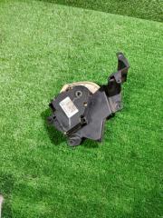 Фото запчасти моторчик заслонки отопителя Cadillac DeVille 2000 Б/У запчасть Запчасть моторчик заслонки отопителя Cadillac DeVille 2000