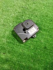 Фото запчасти моторчик заслонки отопителя Cadillac DeVille 2000 Б/У запчасть Запчасть моторчик заслонки отопителя Cadillac DeVille 2000