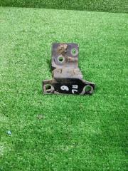 Фото запчасти петля двери передняя левая Cadillac DeVille 2000 Б/У запчасть Запчасть петля двери передняя левая Cadillac DeVille 2000