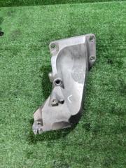 Запчасть кронштейн двигателя левый Nissan Fuga