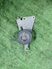 Запчасть натяжитель приводного ремня левый Nissan Fuga