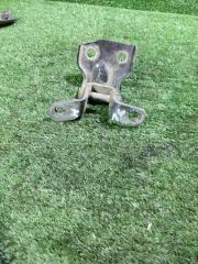 Запчасть петля двери задняя левая Mazda Premacy 2000