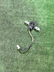 Фото запчасти динамик двери передний левый Geely Emgrand EC7 2014 Б/У запчасть Запчасть динамик двери передний левый Geely Emgrand EC7 2014