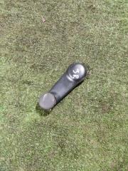 Фото запчасти ручка стеклоподъемника задняя правая Nissan Almera 2013 Б/У запчасть Запчасть ручка стеклоподъемника задняя правая Nissan Almera 2013