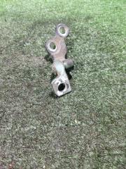 Петля двери задняя правая Ford Focus 2005