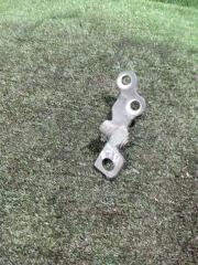 Петля двери передняя левая Ford Focus 2005