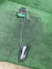 Запчасть замок двери задний правый Hyundai Solaris