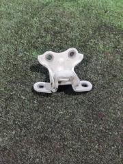 Запчасть петля двери задняя правая Hyundai Solaris