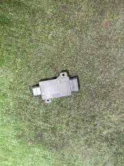 Фото запчасти датчик открытия багажника Changan Uni-K 2024 Б/У запчасть Запчасть датчик открытия багажника Changan Uni-K 2024