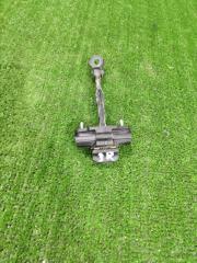 Фото запчасти ограничитель двери задний правый HAVAL F7X 2022 Б/У запчасть Запчасть ограничитель двери задний правый HAVAL F7X 2022