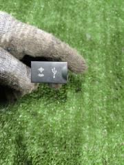 Фото запчасти кнопка great wall Great Wall Hover 2011 Б/У запчасть Запчасть кнопка great wall Great Wall Hover 2011