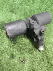 Блок клапанов системы kdss Land Cruiser 2008 200 1VD-FTV