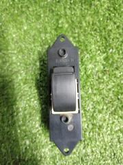 Запчасть кнопка стеклоподъемника задняя левая Mitsubishi ASX 2013