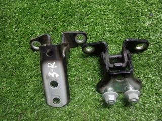 Запчасть петля двери задняя правая Mitsubishi ASX 2013