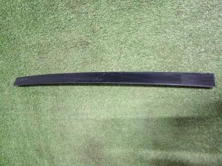 Запчасть направляющая стекла двери задняя левая Land Rover RANGE ROVER 2002