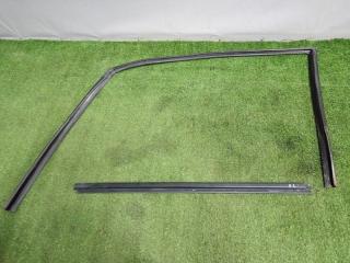 Запчасть уплотнитель стекла двери передний левый Infiniti QX50 2015