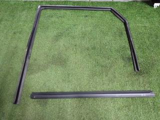 Запчасть уплотнитель стекла двери задний левый Infiniti QX50 2015