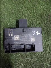 Запчасть блок комфорта задний Porsche Macan 2018