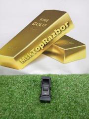 Запчасть кнопка стеклоподъемника задняя левая Chrysler 300C 2006