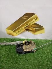 Запчасть замок двери передний правый Chrysler 300C 2005