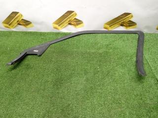 Запчасть накладка рамки двери передняя правая Chrysler 300C 2005