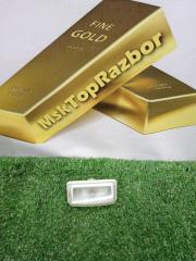 Запчасть плафон освещения багажника Toyota Alphard 2004