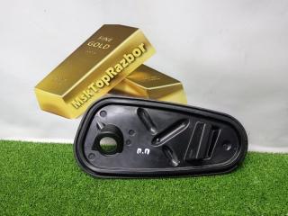 Запчасть заглушка двери передняя правая Audi A5 2019