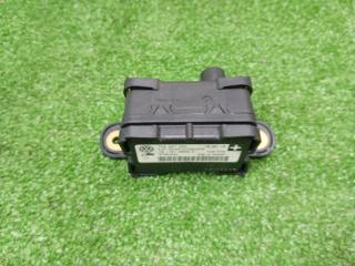 Запчасть датчик ускорения Porsche Cayenne S 2010