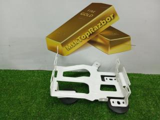 Запчасть кронштейн блока предохранителей Ford Kuga 2018