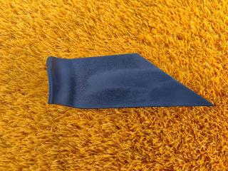 Запчасть накладка двери передняя правая Toyota Camry 2019